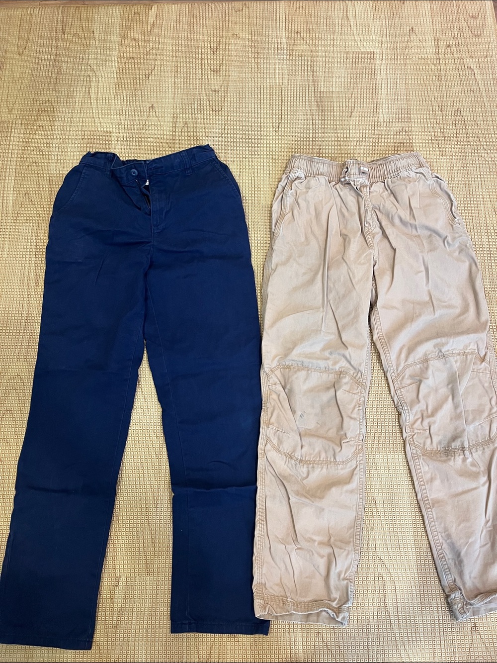 Hanna Andersson Boys Two-Pack Joggers in Navy and Khaki